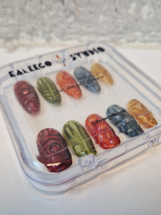 Antique Glass Dreams – Handmade Press-On Nail Set