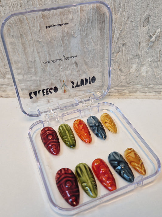 Antique Glass Dreams – Handmade Press-On Nail Set