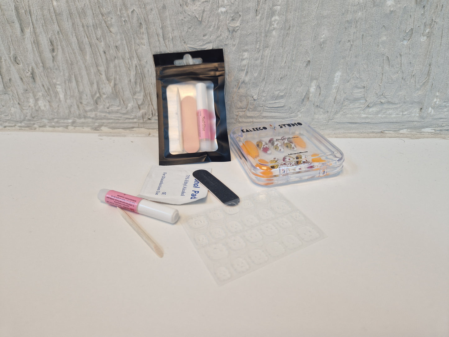 Sunlit Meadow – Handmade Press-On Nail Set